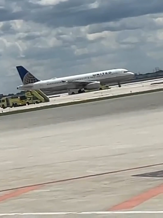 A plane's engine caught fire at O'Hare on Monday afternoon, the Federal Aviation Administration said. #news #chicago #fire #ohare #united