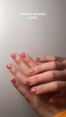 The one and only nyc nail artist that you love💕🫶🏻 #nails #nailsart #nailsoftiktok #nyclife #nycnailtech #nycnails #nyc #nycnailartist 