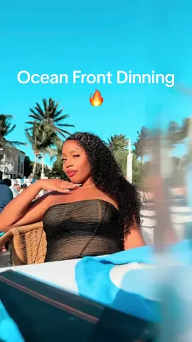 🗣️When I say Ocean Front, This Is What I Mean 🌊 10/10 Dinning Experience & The Food was Delicious 😋  #oceanfront #uniquedinningexperience #foodblogger #travelcontentcreator #blacktravelcontentcreator