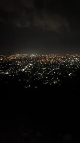 Pemandangan citylight Kota Banda Aceh dari ketinggian. #bandaaceh #bandaacehmalamhari #view #wisataaceh #wisatabandaaceh #citylights #bandaacehtiktok 