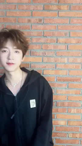 aaaaa ảnh nhảy nhạc Việt kìa😘😘😘😘😍#hejunlin #hạtuấnlâm #hatuanlam #hlin🐰 