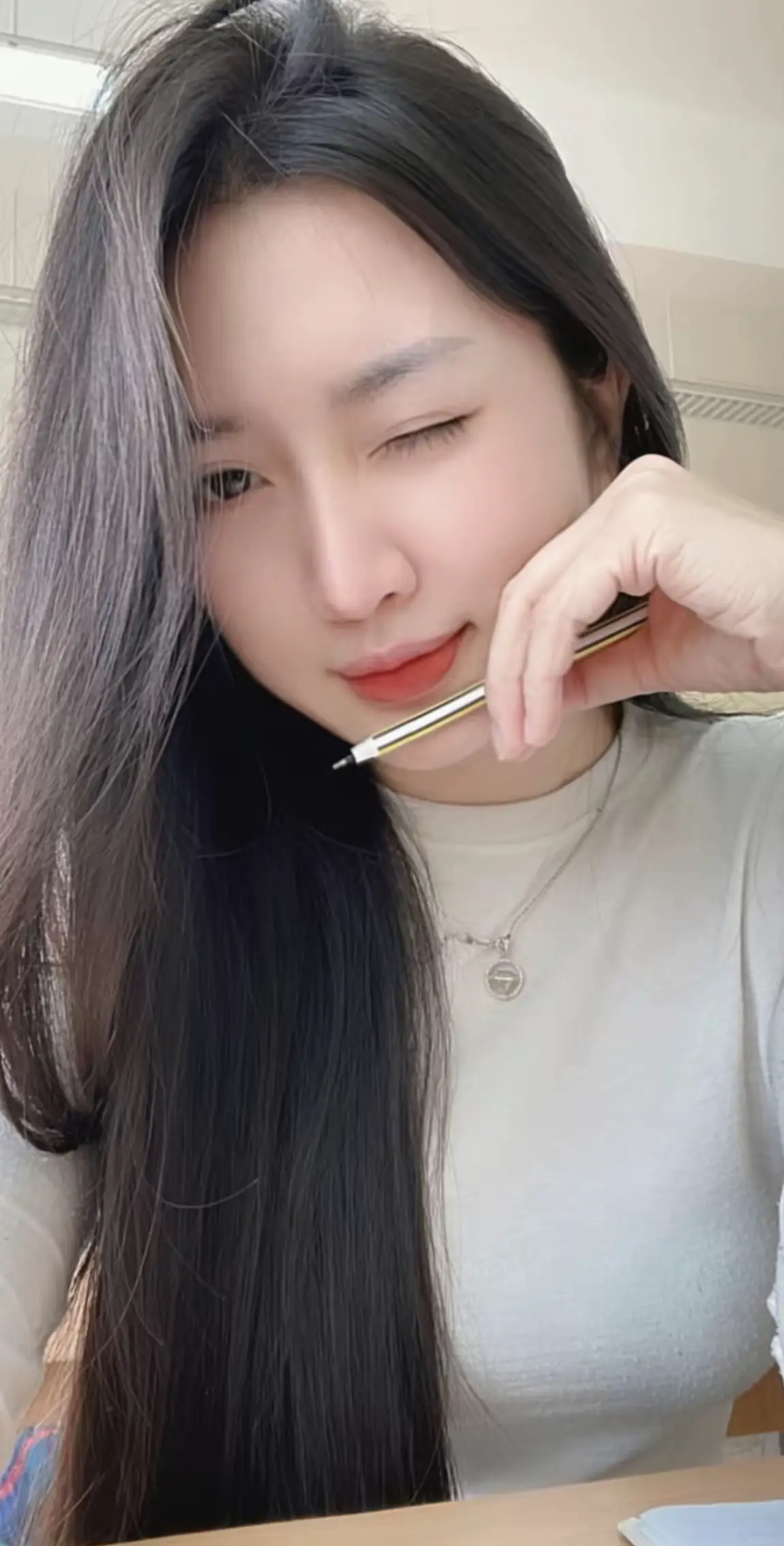 Anh thì mấy phút 🥰🥰😅🥺🫣#sinhviensupham #xuhuongtiktok2023 #tiktokvietnam🇻🇳 #vietnamtoiyeu #hotgirltiktok #CapCut #hottren #hottren #xuhuongtiktok #gaixinh #xuhuongthinhhanh #hottiktok_xuhuong #nhachay #nhachay #fly #nhachay 