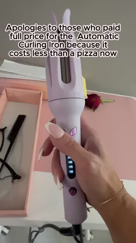 Automatic Curling Iron I love 😍 #automaticcurlingiron #TikTokShop #tiktokshopmothersday #TTSACL #paratiii