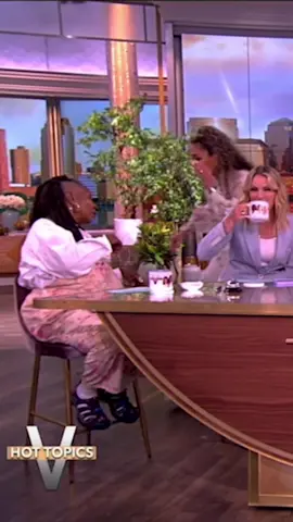 #whoopigoldberg got a little help from her friends on #theview this morning. #sunnyhostin #theviewabc  