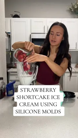 My favorite way of making ice cream bars or popsicles ✨  Sooo many different recipes you can make using these popsicle silicone molds!! #siliconemolds #strawberryshortcake #icecreamrecipe #tiktokshopfinds #tiktokshopmusthaves #tiktokshopcreator 