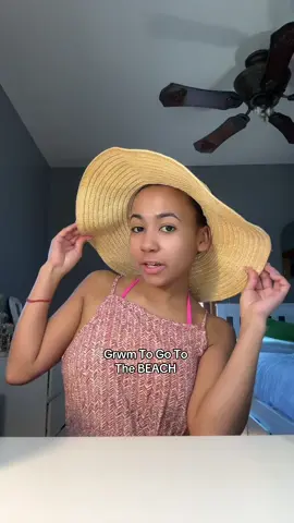 Grwm for a beach day🫶🏼 #grwm #getreadywithme #foryou #foryoupage #beach #Summer #summermakeup #makeup #MakeupRoutine 