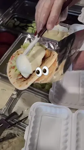 C’est la journée parfaite pour un pita… ou deux 😋💙⁣