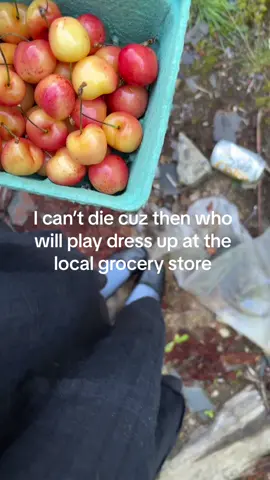 I dont like living in a small ish town 