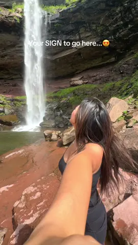 One of the best places to hike in New York and, and one of the best nyc things to do this summer! 📍Kaaterskill Falls, truly New York best hike #thingstodo #hike #nyc #newyorkcity 