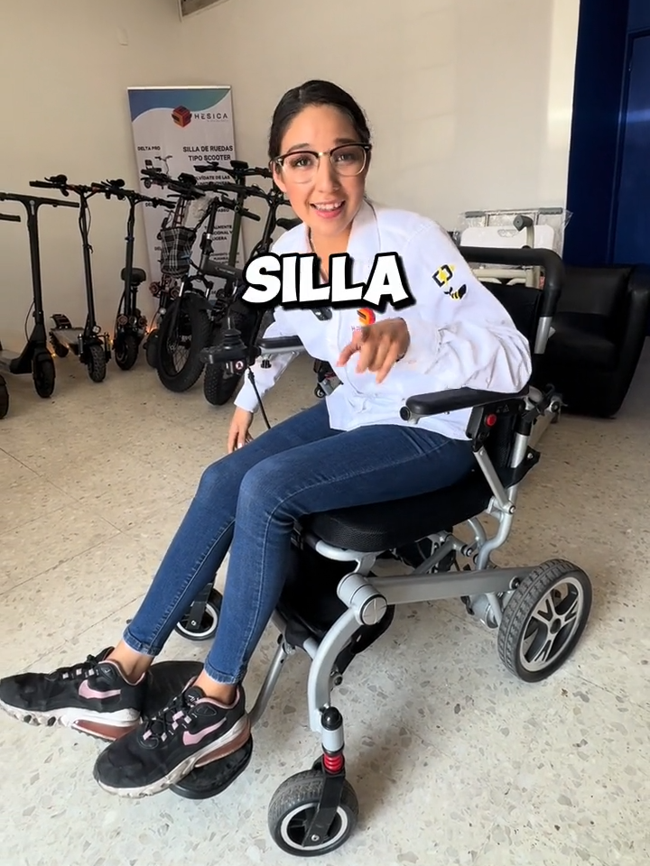 ¿Cansado/a de empujar la silla de ruedas tradicional? #silladeruedas #silladeruedas♿ #silladeruedaselectrica #personascondiscapacidad