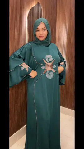 Nouvel arrivage fete tabaski Abaya entre 40mill et 50mill #num77774343🥰 #malitiktok🇲🇱 #abayafashion #planet @Iba Design #ibadesign🔥pretaporterbkomali🇲🇱 #modestfashion #pudeurdelafemme 