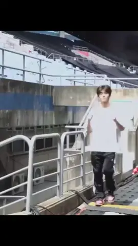 ketawanya lucu😂#jaemin #nct 