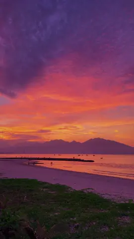 Golden Hour 🌅 #story #fyp #sunset #danang #xuhuong 