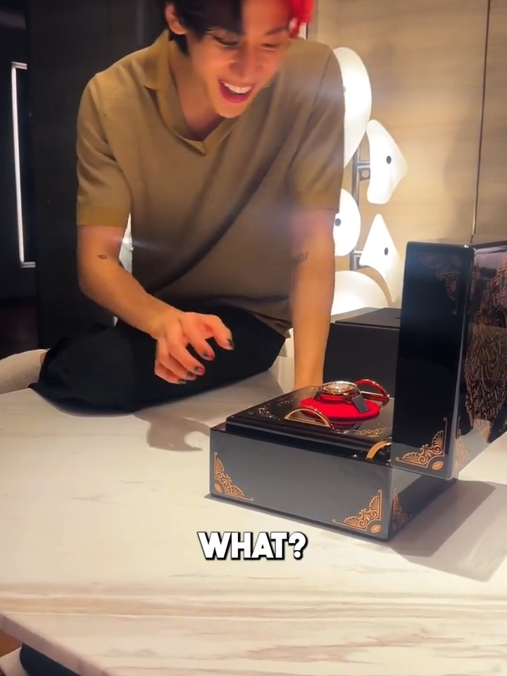 First look at BamBam's new Jacob&Co. timepiece. This is what a first time unboxing looks like.  What would your reaction be? #Jacobandco #bambam #luxurywatch #luxuryunboxing