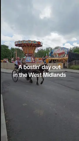 ad l Here's 2 ways you can visit & save 💰  🎟 Unchained annual pass  🤍 When you buy a full priced general admission ticket, you get an unchained annual pass to return as many times as you like for a whole year. 🎟 Blue Peter Badges  🤍 Children with a Blue Peter badge visit for free, when accompanied by a paying adult. ⭐️ Terms apply. Not valid for special events  Experience sights, sounds, smells, and tastes of the Black Country as you explore shops, houses and industrial workshops.  You can expect :  ✏️ 1912 School lesson  🍬 1950s confectionary 🧂 Traditional Chip Shop 🍺 2 pubs  👶 Lea Road Infant Welfare Centre  🎠 Vintage fairground  💸 1940s-1960s High street 🪖Tour of the underground mines (5 years +)  🚌 Ride the heritage bus 🎥 Watch a film in a 1920s cinema 🏑 Play old fashioned street games 💼 A must visit for Peaky Blinders fans!  Top tip : If you can leave the pram behind, do it. Some streets are cobbled and there's limited space inside some of the shops / buildings. 📌 The Black Country Living Museum  🤍 @Black Country Living Museum  ⭐️ Dudley, West Midlands #westmidlands #daysoutwithkids #blackcountrymuseum #Birmingham #dudley 