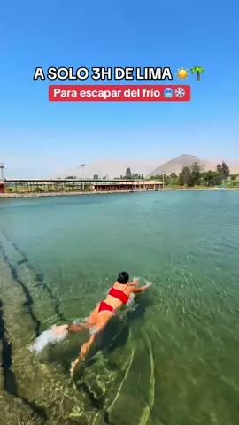 😎 𝗔𝗗𝗜𝗢́𝗦 𝗔𝗟 𝗙𝗥𝗜́𝗢 𝗟𝗜𝗠𝗘𝗡̃𝗢 🌞 El frío llegó para quedarse, así que hoy les vamos a recomendar un destino que lo tiene todo traveleros 🔥. Lugares turísticos, gastronomía, postres, y una increíble piscina natural. 𝗟𝘂𝗴𝗮𝗿𝗲𝘀 𝘁𝘂𝗿𝗶́𝘀𝘁𝗶𝗰𝗼𝘀 🏊 A 15 minutos de Sayan se encuentra Andahuasi. Este recreo campestre tiene una piscina de aguas cristalinas de manantial. El ingreso está 5 soles, hay estacionamiento y puedes levar a tu mascotita.  𝗚𝗮𝘀𝘁𝗿𝗼𝗻𝗼𝗺𝗶́𝗮 🥘 La comida es deliciosa, los desayunos van desde los 5 soles. Y les recomendamos que visiten el restaurante campestre “Tierra del Sol” donde podrán disfrutas de platos típicos desde los 15 soles.  𝗟𝗮 𝘁𝗶𝗲𝗿𝗿𝗮 𝗱𝗲 𝗹𝗼𝘀 𝗮𝗹𝗳𝗮𝗷𝗼𝗿𝗲𝘀 🥞 Los mejores alfajores del Perú están en Sayan. Desde 1903 la familia Lumbre produce los alfajores, más de 100 años de tradición. Los puedes encontrar en la plaza.  ✅ 𝗗𝗔𝗧𝗢 𝗧𝗥𝗔𝗩𝗘𝗟𝗘𝗥𝗢 No se olviden de visitar el Museo Municipal para conocer la historia de Sayan, el ingreso es 3 soles. 🥳 Con quién les gustaría pasar un día de verano en este hermoso detino? Los leemos. . #traveleras #lima #sayán #piscinanatural #fyp #peru 