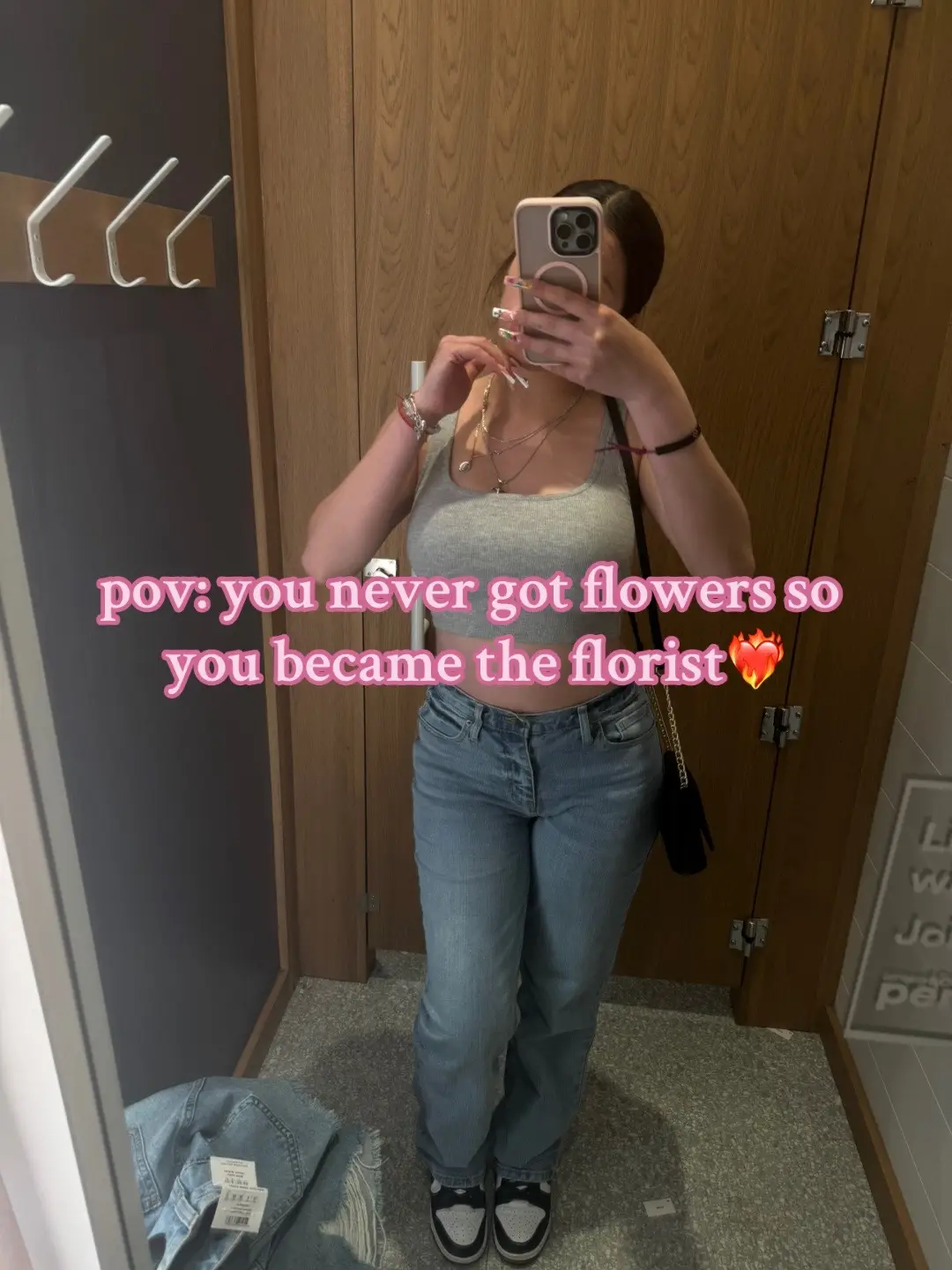 this way i can still enjoy the bouquets 🙂‍↕️ flowers.by.janet on ig 💞 #fyppppppppppppppppppppppp #fyp #foryoupage #florist #floristsoftiktok #trending #relatable #viral #para #paratii 