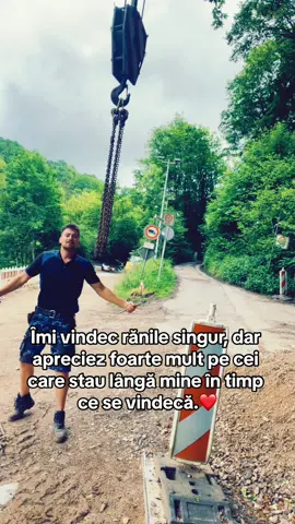 Prin toate greutățile îmi place să fiu doar eu și atât.🤞 🦅 ##fyp@@👉 Eleazar. ❤️ 👈##fy