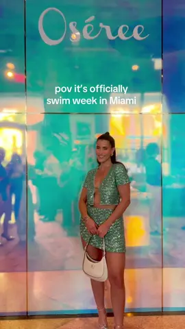 bury me in this @OSEREE set plz #swimweek 