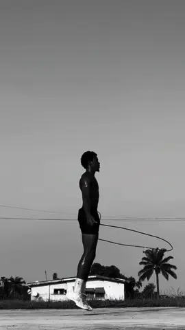 🥷🏾 #jumprope #boxing #workout #fightclub #hardwork #alone 