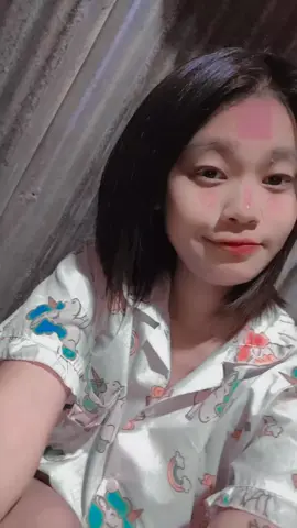 #ပြောပြမယ်လေ🙆🥰 #မြင်ပါများပီးချစ်ကျွမ်းဝင်အောင်လို့🤒🖤 