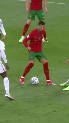 Ronaldo being Ronaldo 🥵😏 #EURO2024 #CR7 #Portugal 