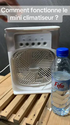 Le mini climatiseur portable est un appareil compact et léger, idéal pour rafraîchir de petites pièces ou espaces personnels. Facile à transporter et à utiliser, il offre un refroidissement efficace partout où vous en avez besoin. #miniclimatiseur #climportable #refroidissementrapide #airfrais #ete2024 
