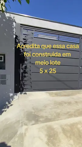 🏡 Descubra o seu lar dos sonhos em um lote 5x25! 🌟 Se você busca espaço, conforto e tranquilidade, esta é a oportunidade que você estava esperando! Apresentamos esta bela casa construída em meio lote 5x25, perfeita para quem deseja viver com qualidade de vida e praticidade. Localizada em um bairro charmoso e com fácil acesso a todas as comodidades, esta casa oferece o equilíbrio perfeito entre privacidade e conveniência. ✨ Características: Espaço amplo para toda a família Acabamentos de alta qualidade Área externa para momentos de lazer Localização privilegiada Não perca essa oportunidade única de encontrar o seu refúgio ideal! Compartilhe esta postagem com seus amigos e familiares e junte-se a nós nesta jornada para encontrar o lar dos sonhos. #CasaDosSonhos #VidaNova #EspaçoEConforto 🏡💫