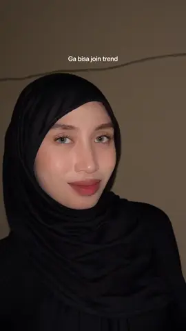 Aliss jangan di geser plissss wkwk  *tangan item bgt dahh 🙄 #foryou #jawlinecheck #jawline #fypage #malang 
