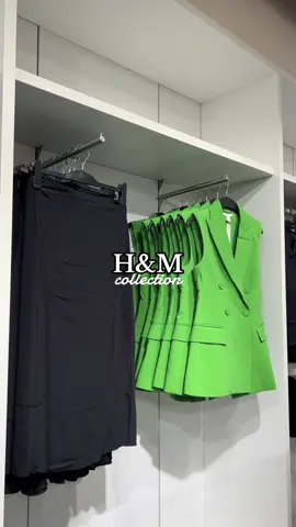 Part 4 | Collection @H&M 🥹😍 pas mal du tout non?? #newcollection #collection #outfits #hm #hmhaul #hmstyle #outfitinspiration #OOTD #fyp #pourtoii 