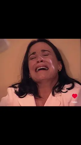Helena chora após ser humilhada por Atílio que havia descoberto sobre a troca dos bebês ##novelas #tvglobo #poramor #helena #fyp -#foryou #foryoupage #tv #viral #videoviral 