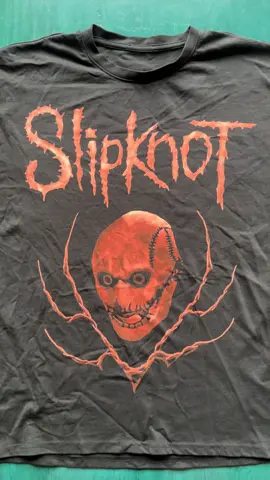 Slipknot shirt process😵‍💫 #bleachpainting #slipknot #art #clothing #foryou #childrenofenvy #handpainted #fashiontok #arttok 