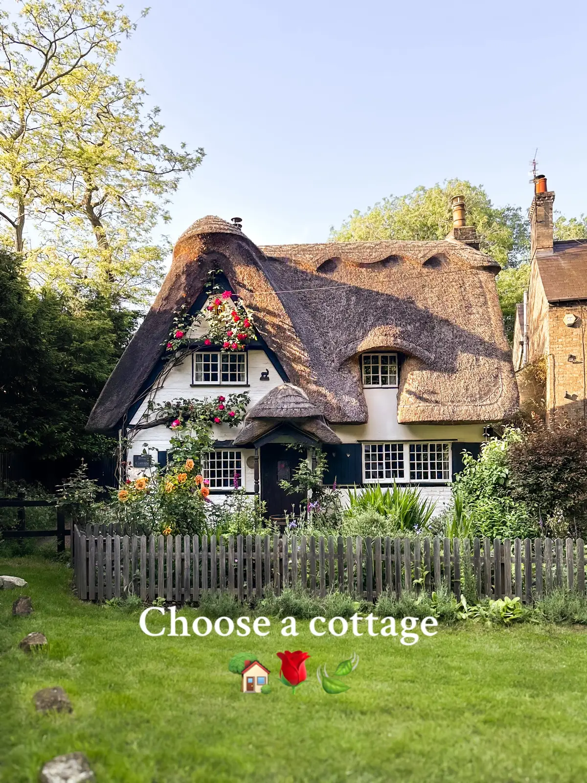 #thatchedcottage #englishcottage #cottagehouse #cottagehome #visitengland 