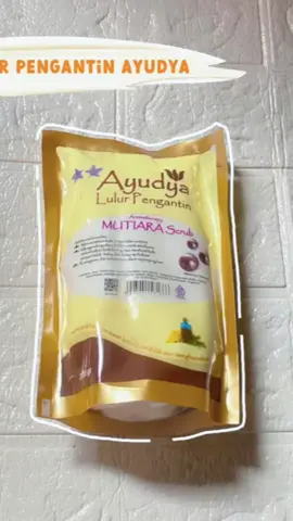 Lukuran gk harus mahal pakek ini auto glowing sebadan 😍🤩#lulurpengantinayudya #tiktokaffiliate #viralvideo #shopmaster 