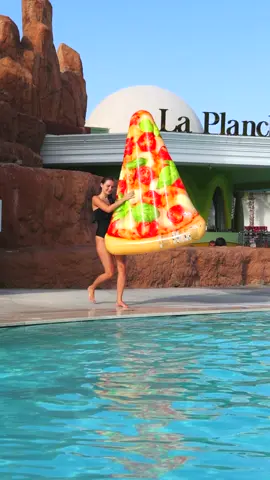 Pt.2 Result of the previous video! I'm Italian, I will always prefer pizza 🍕😅 Don't miss the backstage on my profile 🔥 #teamfaffapix #result #vfx #pizza