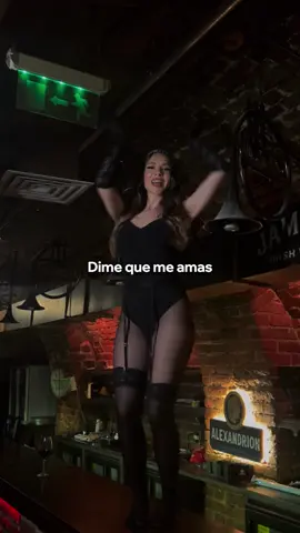 @Otilia Official singing in #albanian is just something else 😱🔥 #DIME 🤍  #otilia #otiliabilionera #samanta #albania  #romania 
