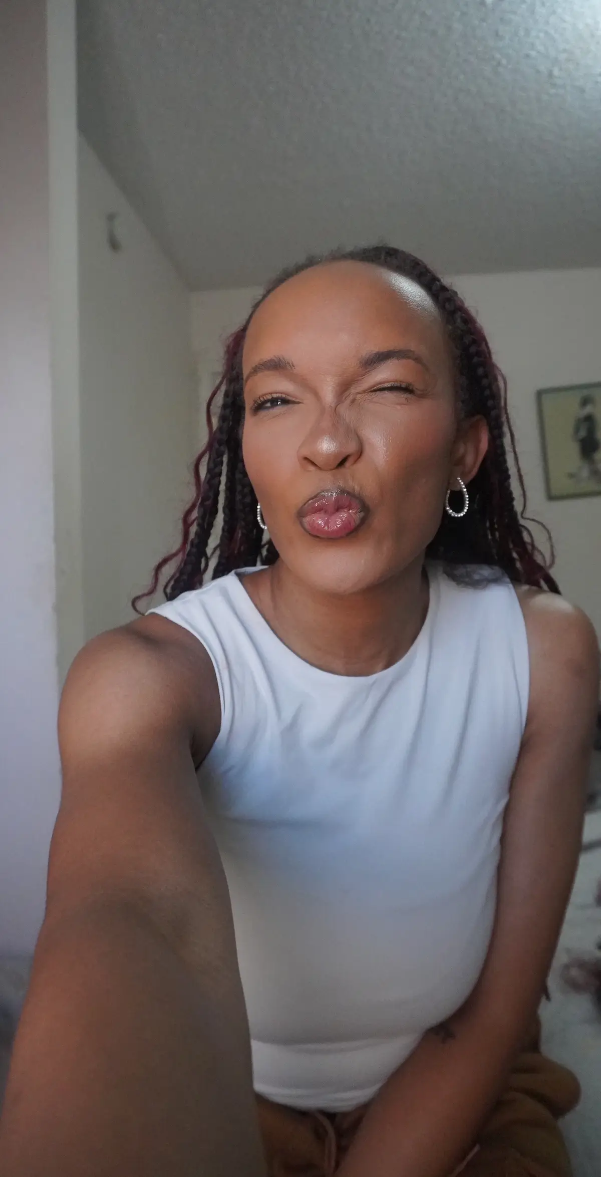 Raise your hand if youre a 20 something black girl who grew up a tomboy and still learning your makeup style🙋🏽‍♀️ #blackgirlmakeup #blackgirltiktok 