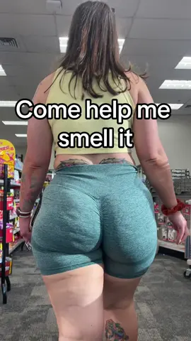 Do you like sniffing good smells too? 