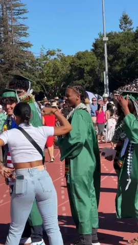 Oh nothing… just 2 older sisters embarrassing our baby brother at his High School Graduation 🥹😂 #fyp #viral #highschool #babybrother @jala 🫶🏽🤍  @Deuce 