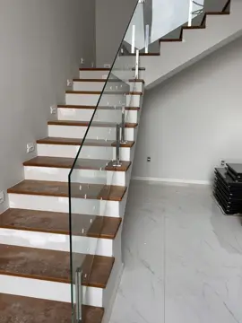 Corrimão de escada de vidro ⚒️✅