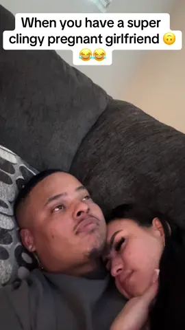 Wherever i lay… she gotta lay 🙃😂😂😂 #viral #blowthisup #funny #comedy #larobenz #lilversachi #reaction #clingygf @Sachi 🤍 