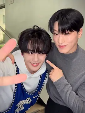 the way san poked gyuvin's cheek 🥹💗 living for these interactions  #kimgyuvin #gyuvin #zb1 #zerobaseone #choisan #ateez 