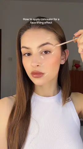 How to apply concealer for a face lifting effect #concealer #concealerhack #concealertutorial #concealertips #faceliftmakeup #facelifting #makeup #makeuptutorial #MakeupRoutine #makeuphacks #applyingmakeup #naturalbeauty 