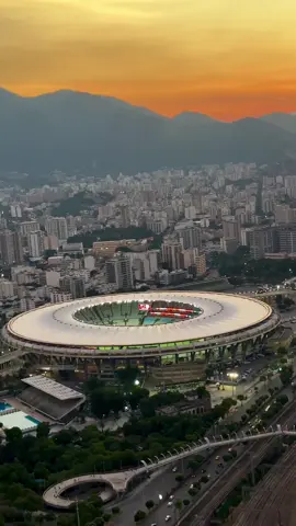 Le stade le plus mythique du monde ? #maracanã#riodejaneiro#bresil 