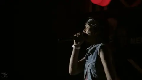 bidadari penyelamat #kingbimbim #slank #slankers #slanky #slankersindonesia #slanknggakadamatinya #masukberanda #musikindonesia #fyp #foryou #foryoupage #ngeslankramerame #bidadaripenyelamat 