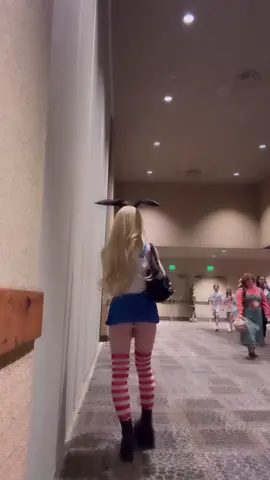 at colossalcon runnin around w my booty out #colossalcon2024 #cosplay #anime #shimakaze #kantaicollection 