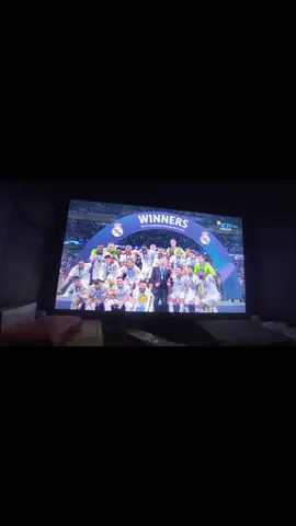 Real Madrid mengalahkan Borussia Dortmund Nt Dortmund,saatnya kita merayakannya🔥🔥#aporla15 #realmadridstory #fypシ゚viral 