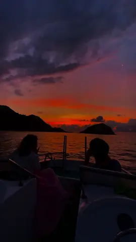 Ai yêu người mình yêu và yêu bình minh sẽ xem video này 😄🌅#vinhhy #tourvinhhy #xuhuong #binhminh 