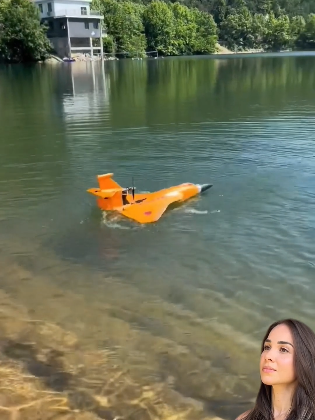 Remote control hydroplane ( PRODUCT LINK IN MY BIO #98 )