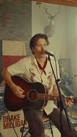 A little Hag for ya #countrymusic #cover #merlehaggard #livingroomsessions 